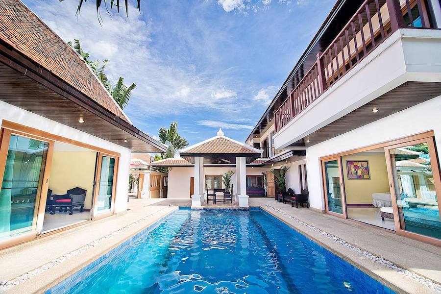 4 bedroom tropicana pool villa in Jomtien Pattaya