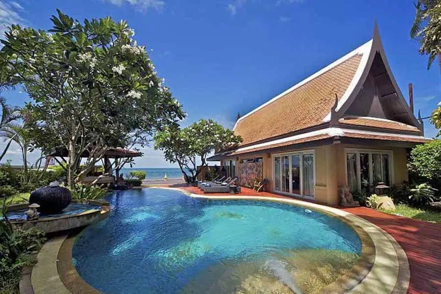 beachfront pool villa Haven in Pattaya