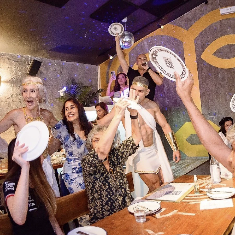 customers smashing plates after meal at aesops restaurant in bangkok