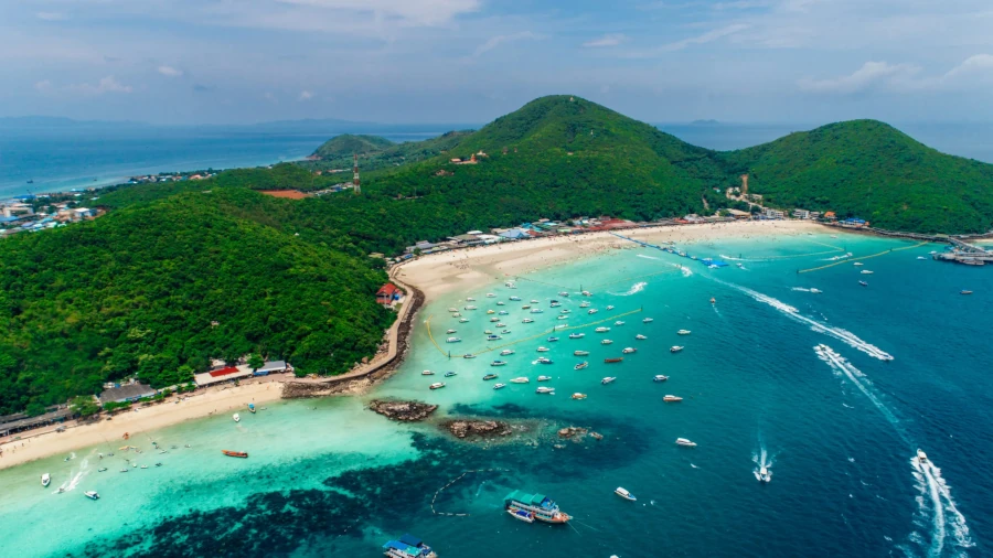 An amazing aerial view of Coral Island with a lot of boats around Pattaya.