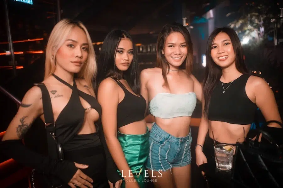 group of hot Thai girls at Levels Club in Bangkok