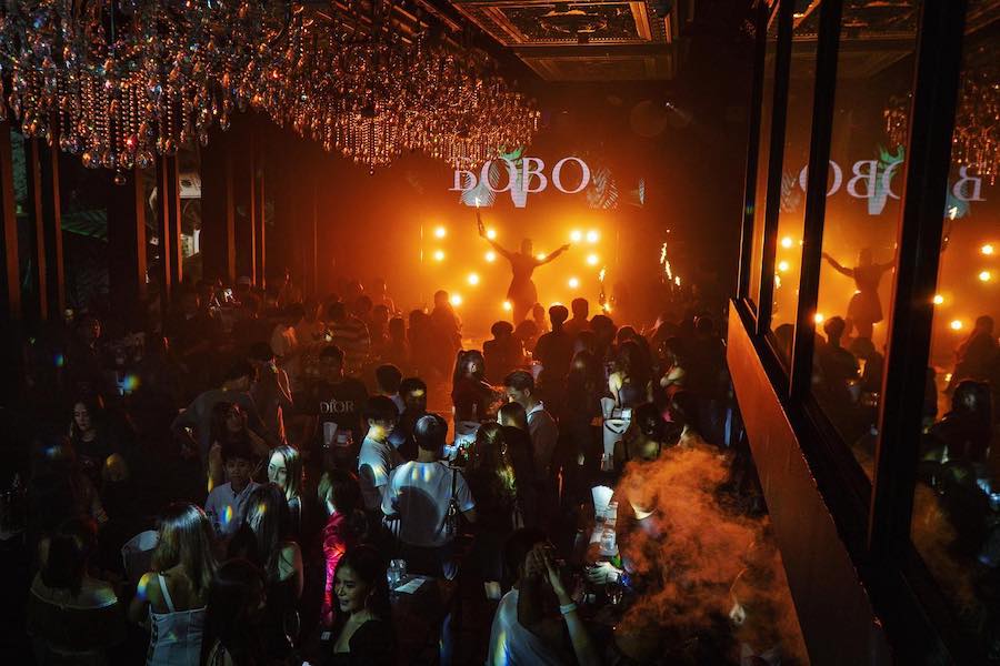 light show at Bobo club in Bangkok