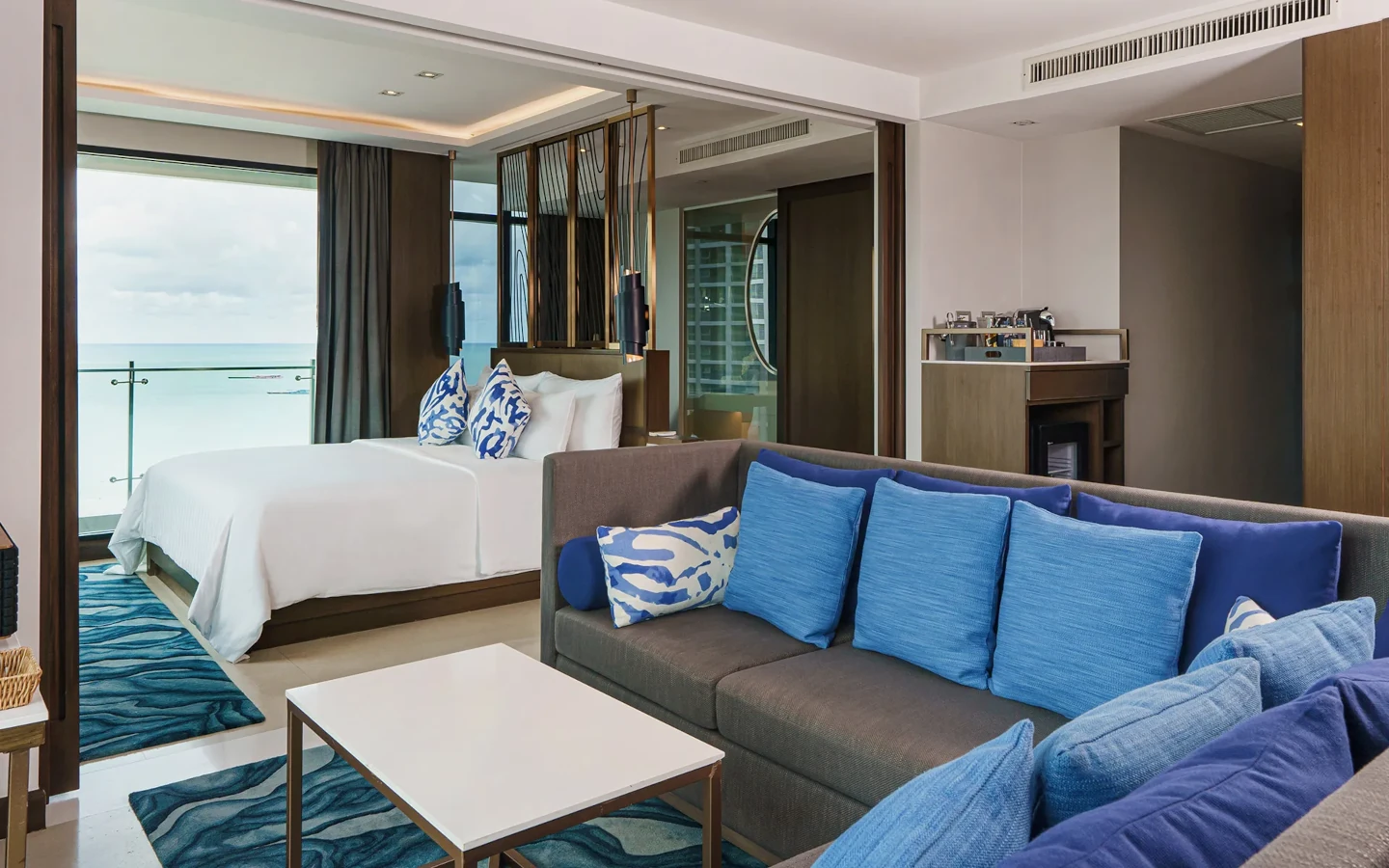 Marina suite and great sea view at the Mytt Hotel in Pattaya.