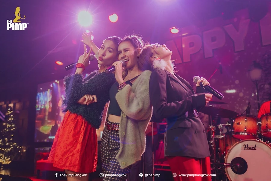 sexy female singers live at The PIMP Bangkok