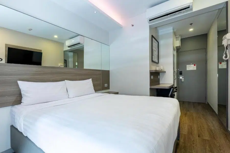 single bedroom at Red Planet hotel Surawong in Bangkok near Patpong