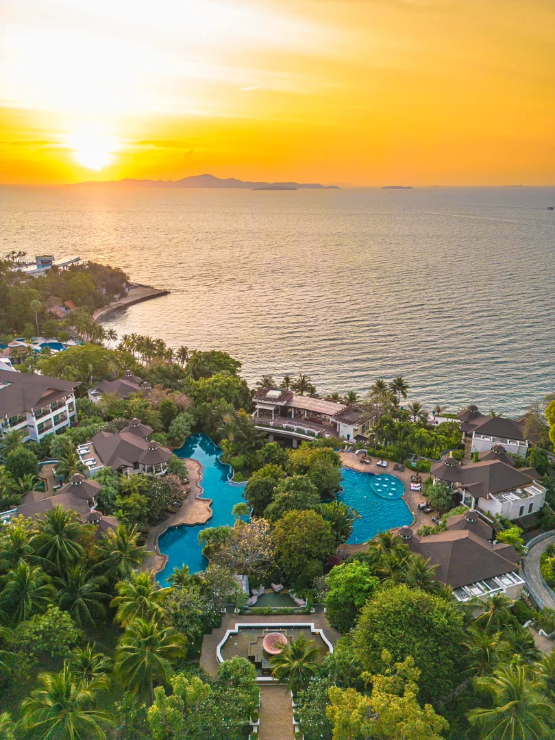 Breathtaking aerial view of the sunset at InterContinental Pattaya Resort.