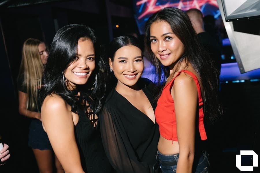 Thai girls at GLOW club in Bangkok
