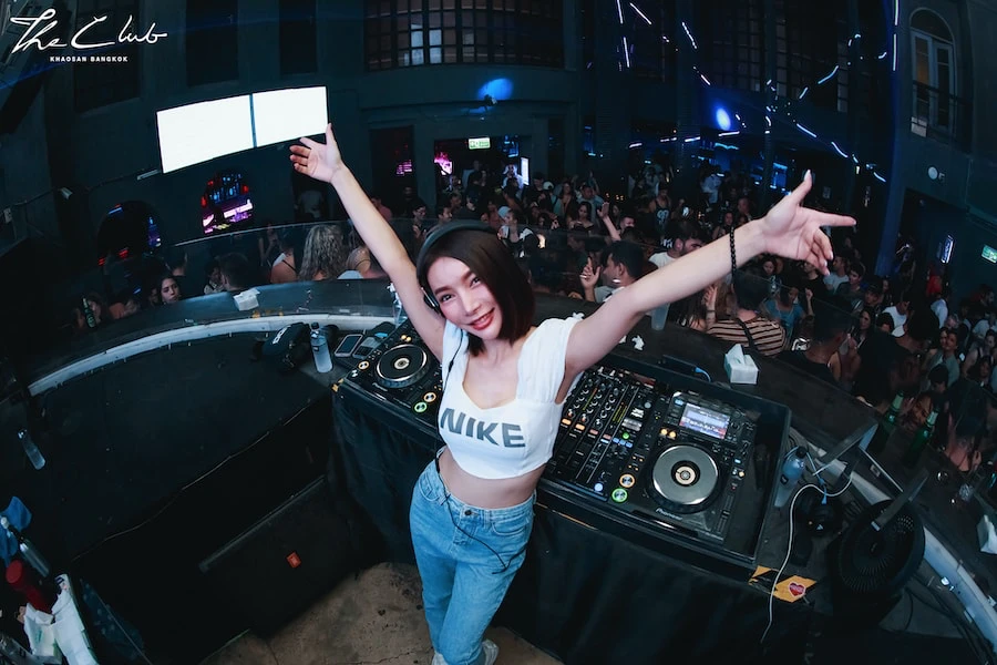 Thai female DJ at the club khaosan in Bangkok