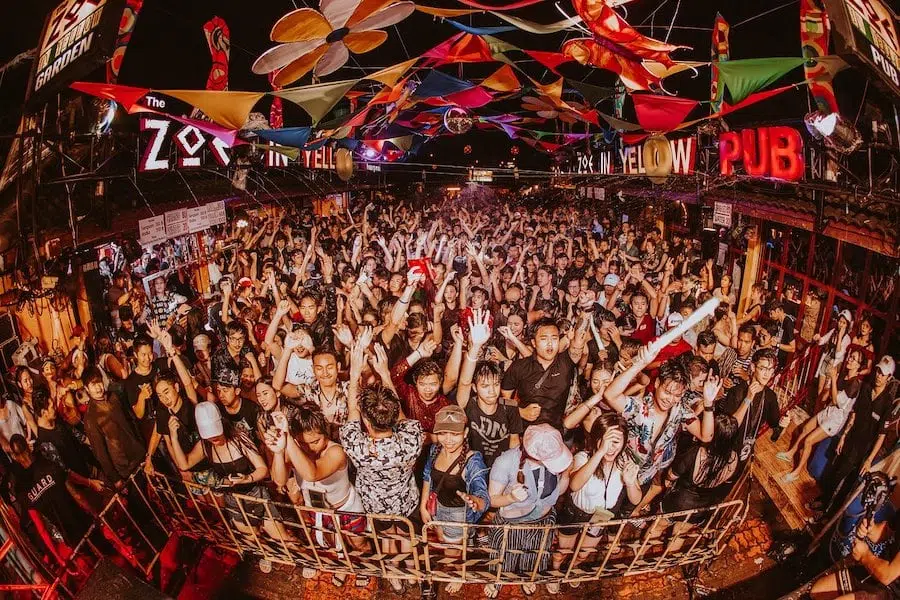 crowd partying at Zoe in Yellow bar in Chiang Mai